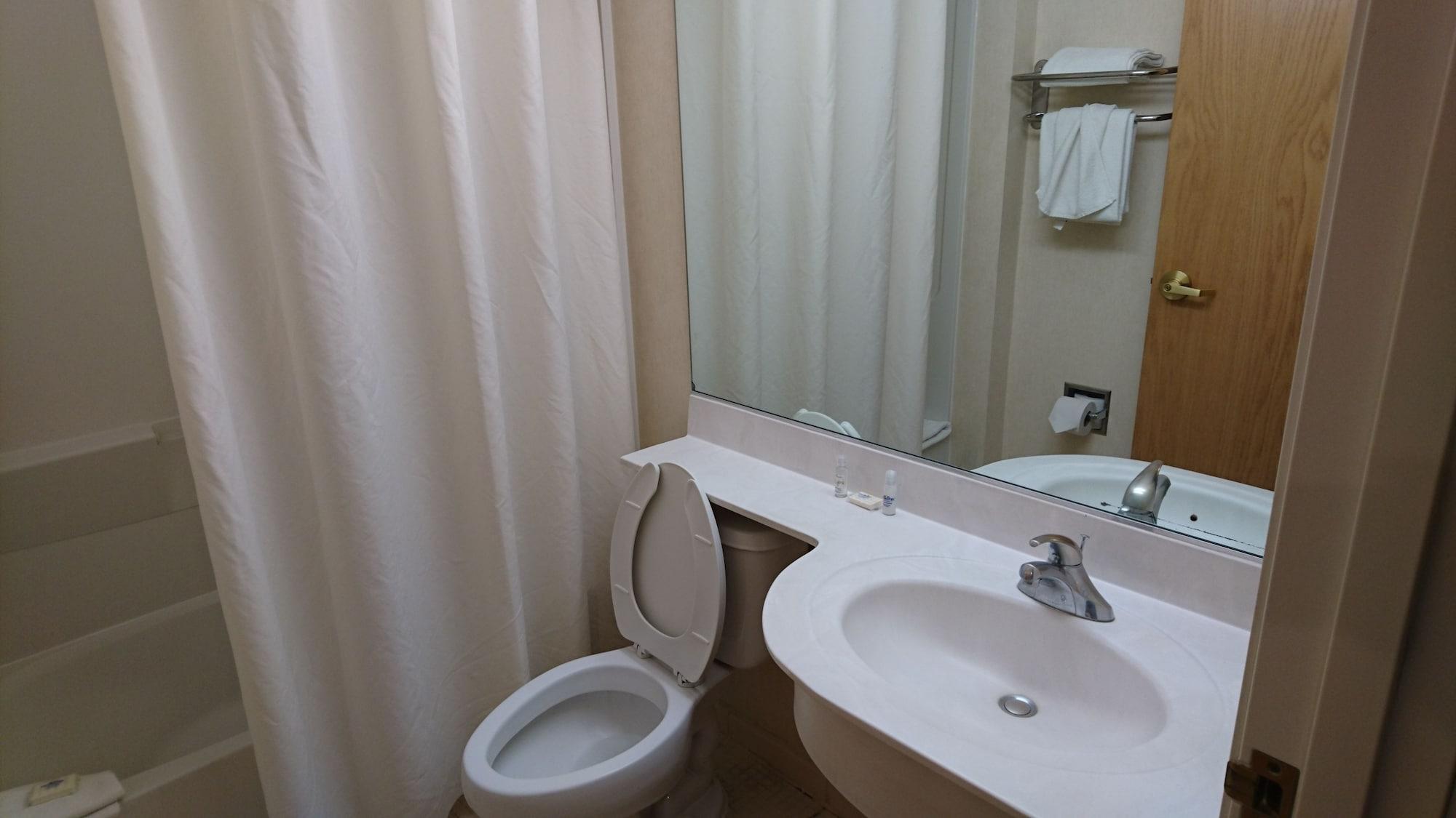 Microtel Inn & Suites By Wyndham Chihuahua Luaran gambar