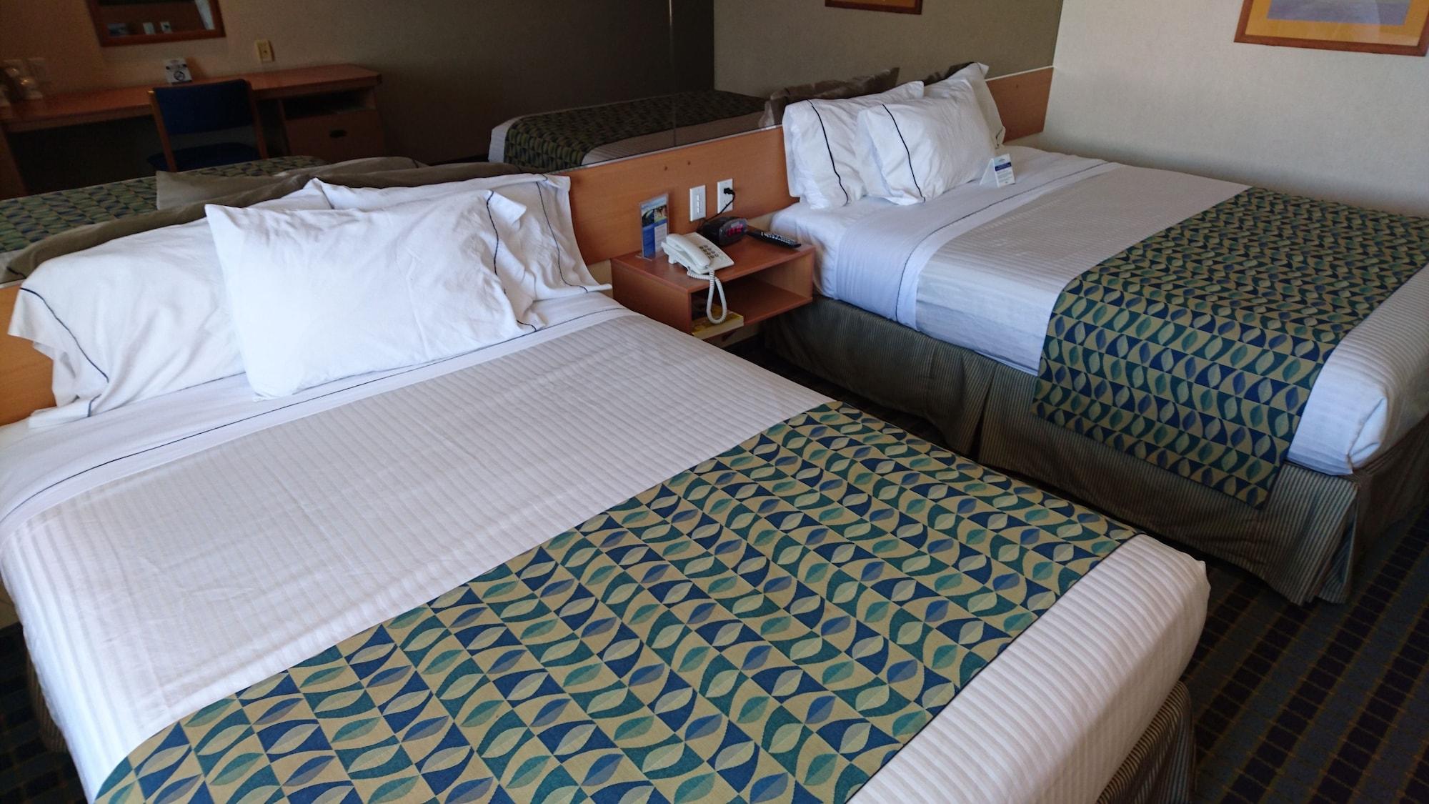 Microtel Inn & Suites By Wyndham Chihuahua Luaran gambar