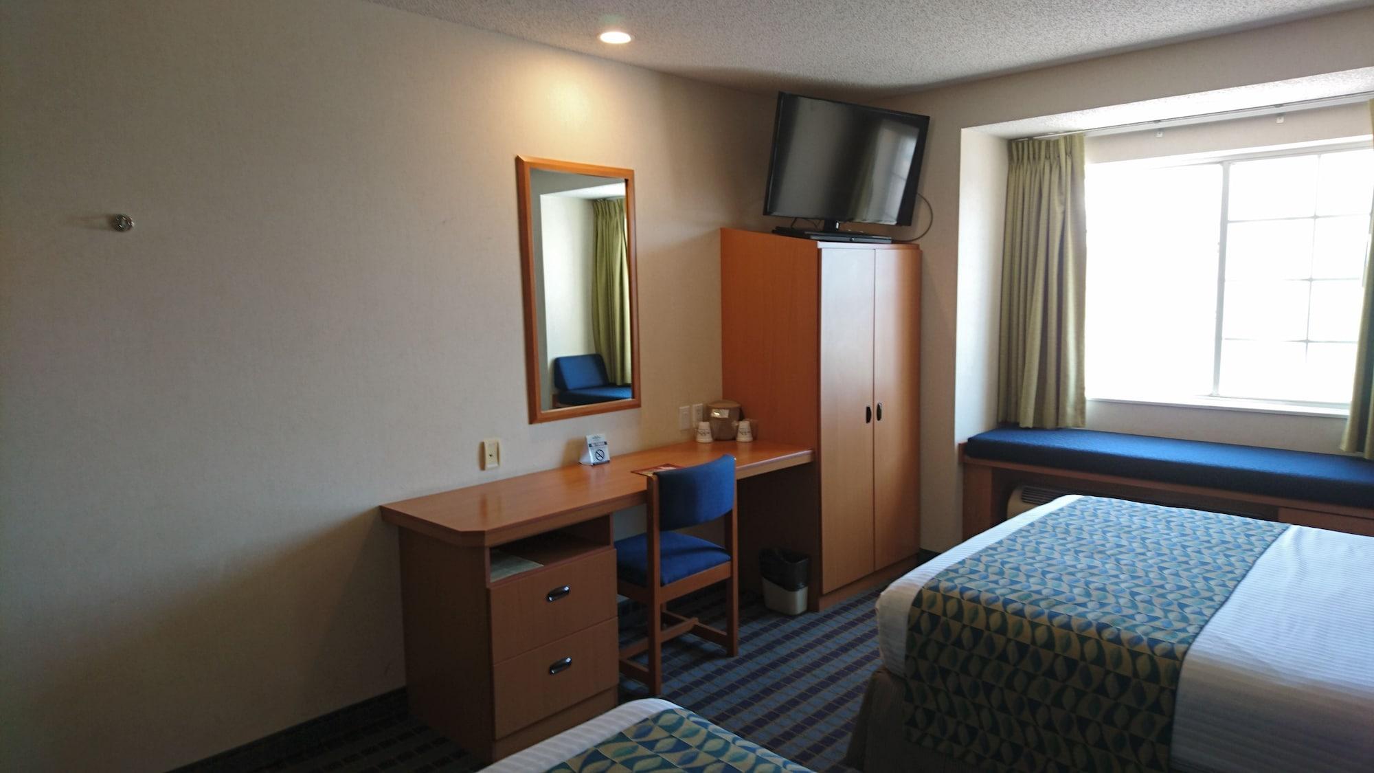 Microtel Inn & Suites By Wyndham Chihuahua Luaran gambar
