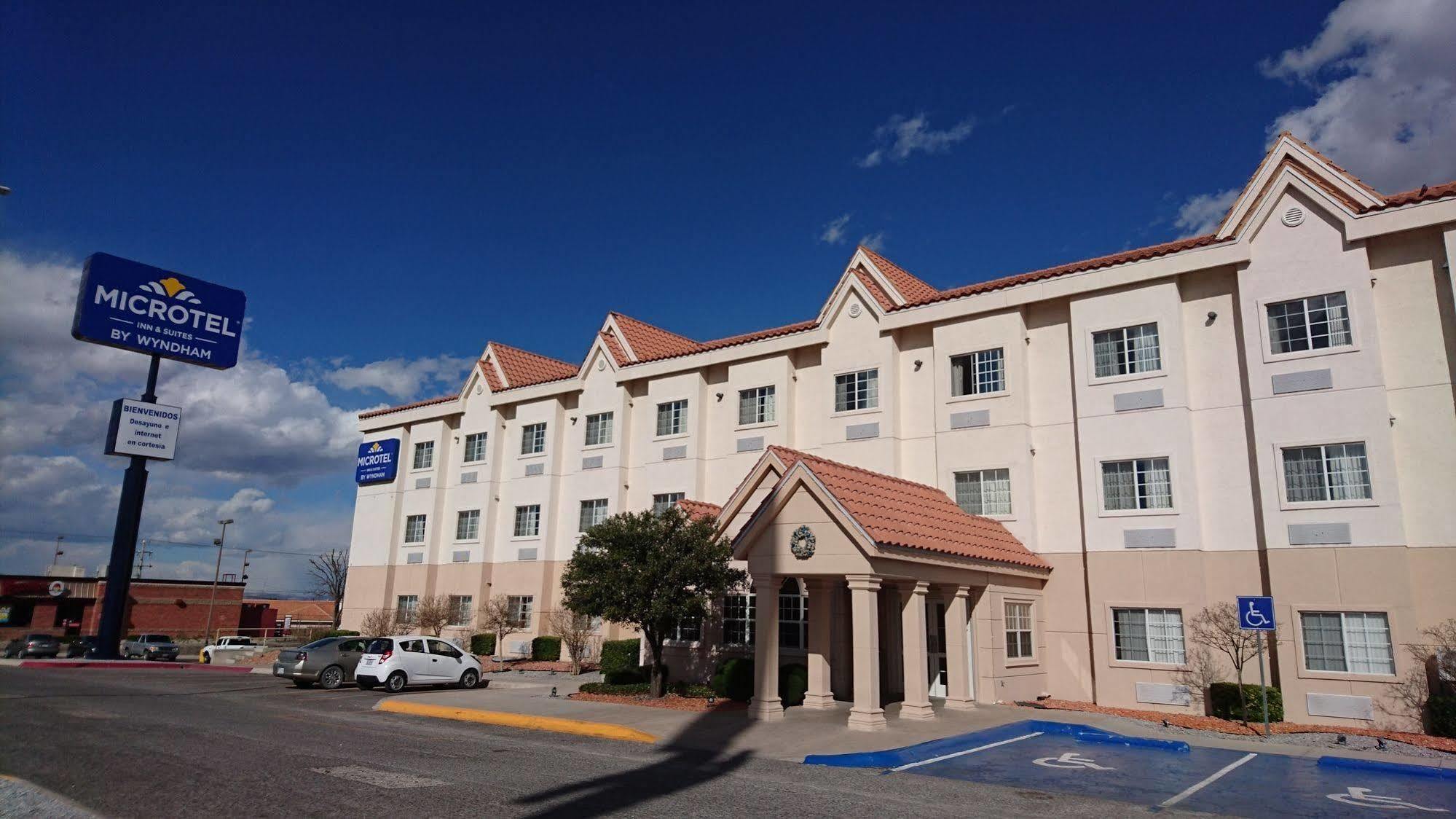 Microtel Inn & Suites By Wyndham Chihuahua Luaran gambar