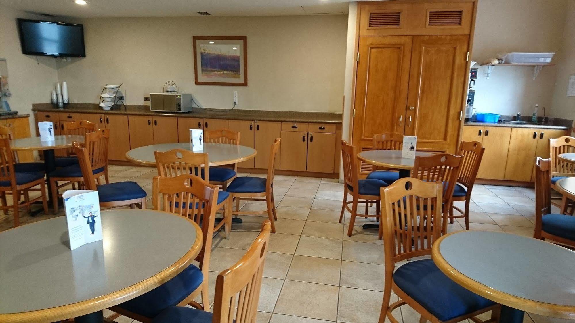 Microtel Inn & Suites By Wyndham Chihuahua Luaran gambar