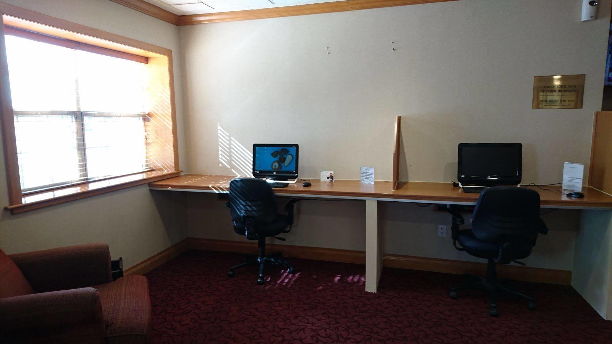 Microtel Inn & Suites By Wyndham Chihuahua Luaran gambar